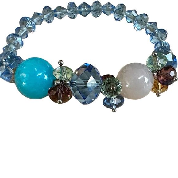 Colorful Glass Beaded Stretch Bracelet in Blue & Pastel Tones - Picture 10 of 10